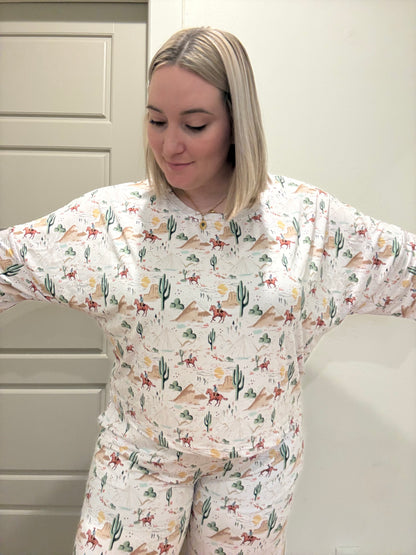 Western Roundup - Women’s Set Boxy Tee & straight leg pants